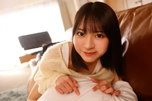 Chị gái lần đầu có anh yêu còn nhiều ngỡ ngàng nên mượn buồi thằng em tập trước